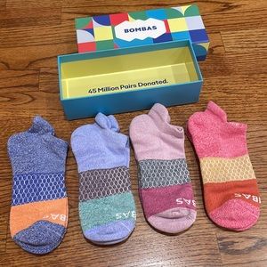 NEW! 🎁 🧦 Bombas Womens ankle socks - size M (US 8-10)